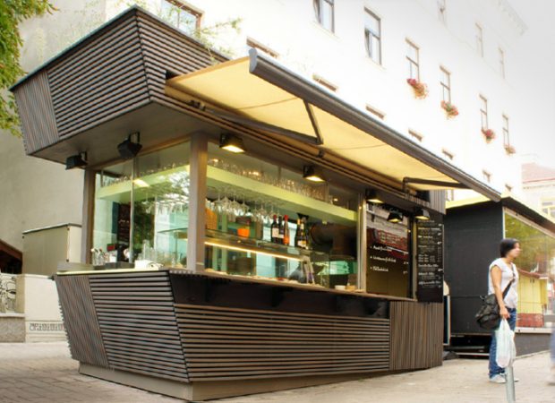 Poehl's Marktstand am Kutschkermarkt in Wien