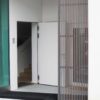 Elegant, modern, ökologisch: Holzfassade Lärche grau im Windfang aus heimischer Forstwirtschaft