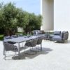 Outdoor-Möbelserie Moments: Stuhl, Sofa und Modulsofa im exklusiven Design